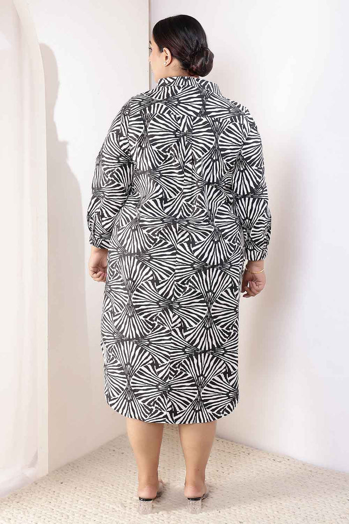 Plus Size Black & White Abstract Print Shirt Dress