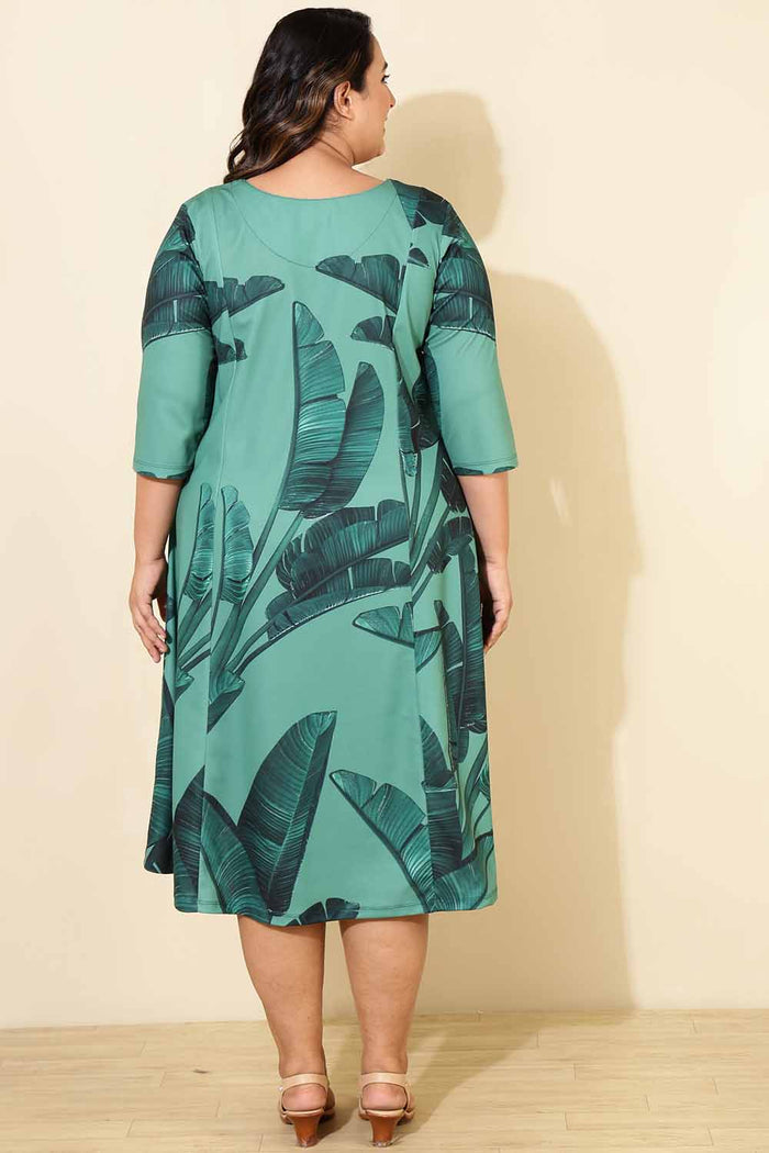 Plus Size Green Tropical Print A line Dress