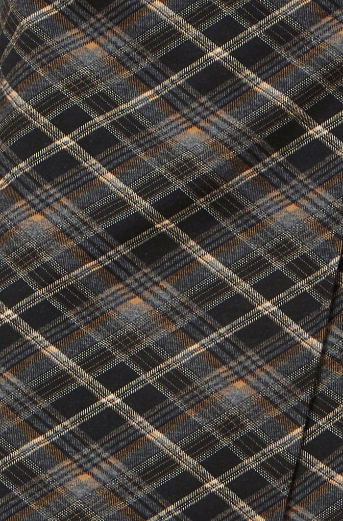 Yumi Black Check Wrap Skirt With Buckle