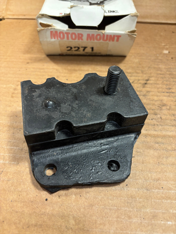 1965-1971 Ford Mercury passenger car engine mount Republic 2271