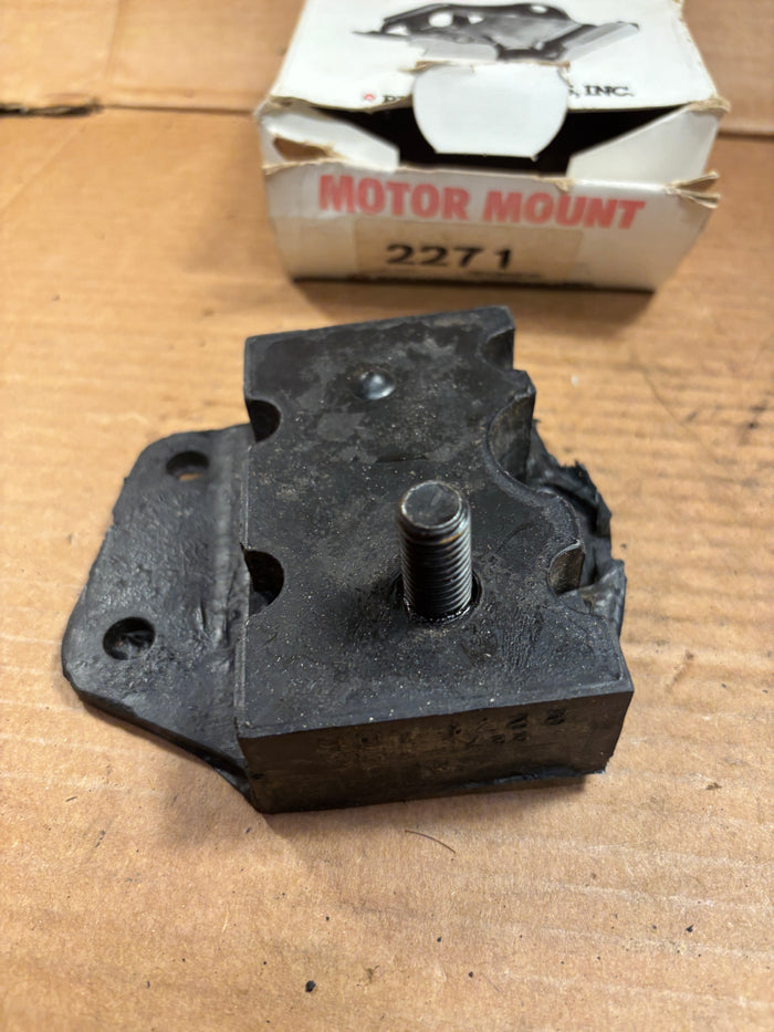 1965-1971 Ford Mercury passenger car engine mount Republic 2271