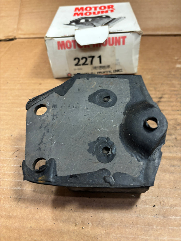 1965-1971 Ford Mercury passenger car engine mount Republic 2271