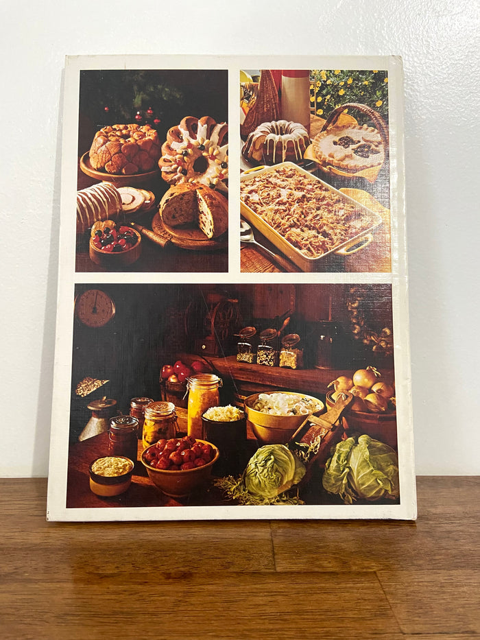Vintage Better Homes & Gardens Home Style Cooking Cookbook, 1975 - Deer Creek Mercantile