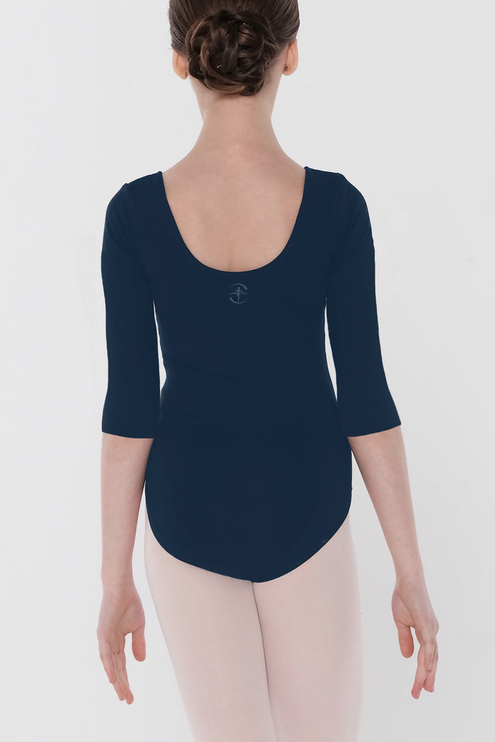 #couleur_navy