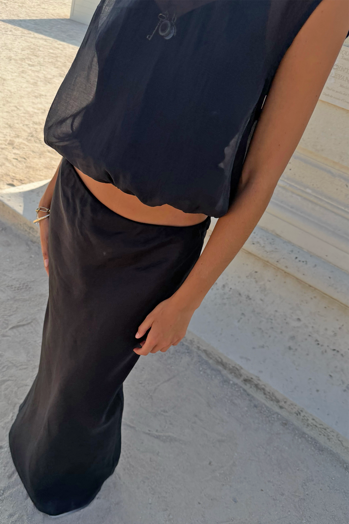 caption_Model is 5ft7” and is UK size 8, wearing UK size 10