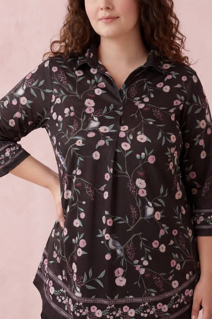 Black Floral Luxe Centre Pleat Top