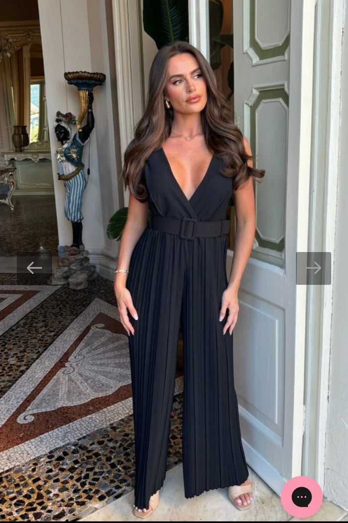 BLACK FRONT PLEATED SLEEVELESS JUMPSUIT - Style Heist