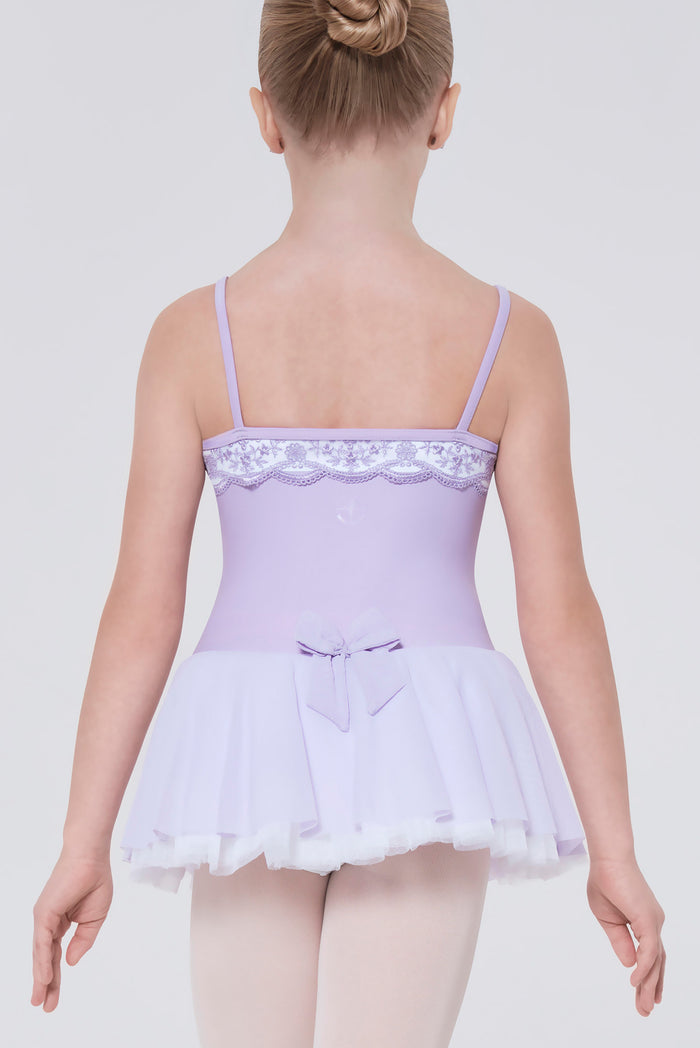 #couleur_lilac / white