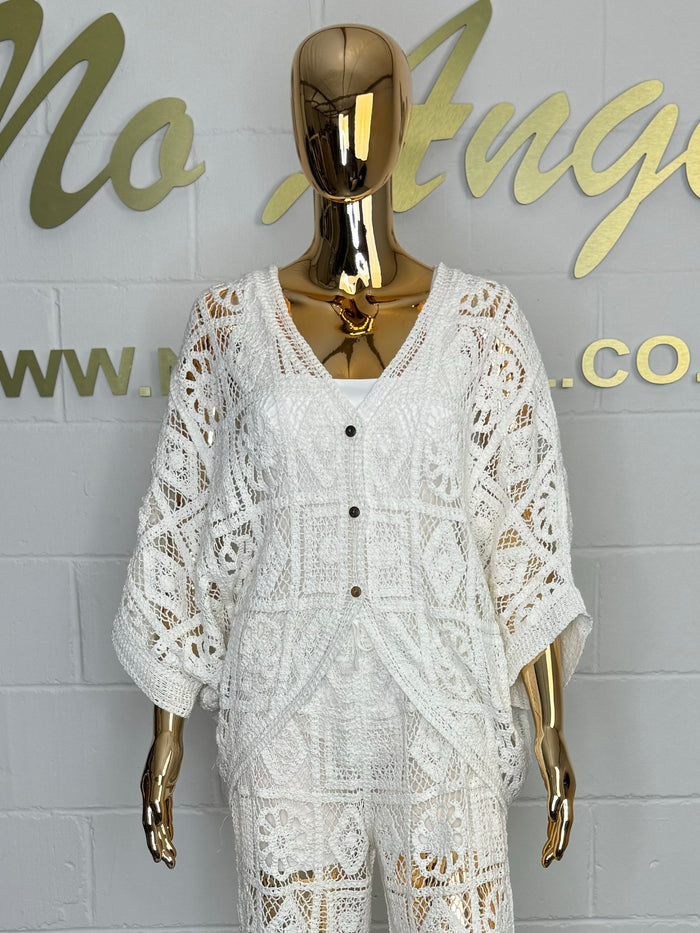 Crochet Button Up Batwing Cardigan (2 Colours)