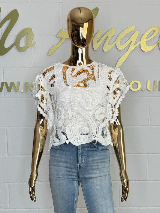 Cropped Crochet Swirl Detail Cap Sleeve Top (2 Colours)