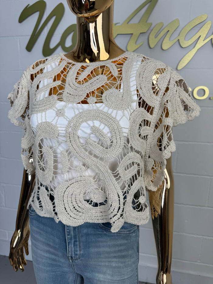 Cropped Crochet Swirl Detail Cap Sleeve Top (2 Colours)
