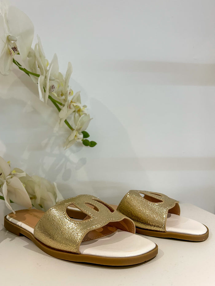 Cut Out Slip On Slider Sandals (2 Colours)