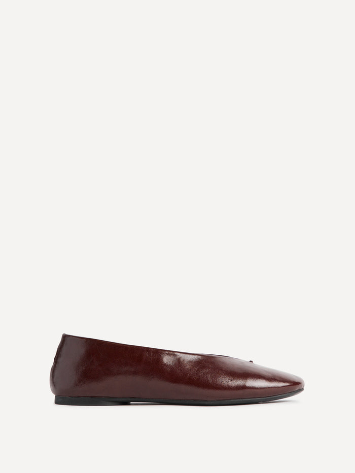 Ease Burgundy Ballet Pumps
