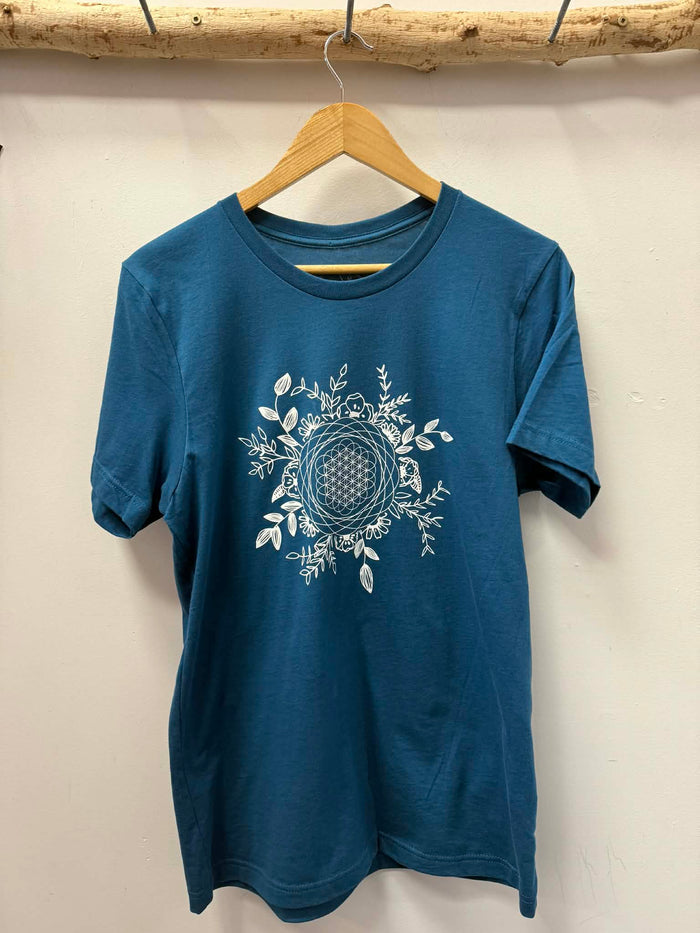 Eco dye T-shirt in belize blue