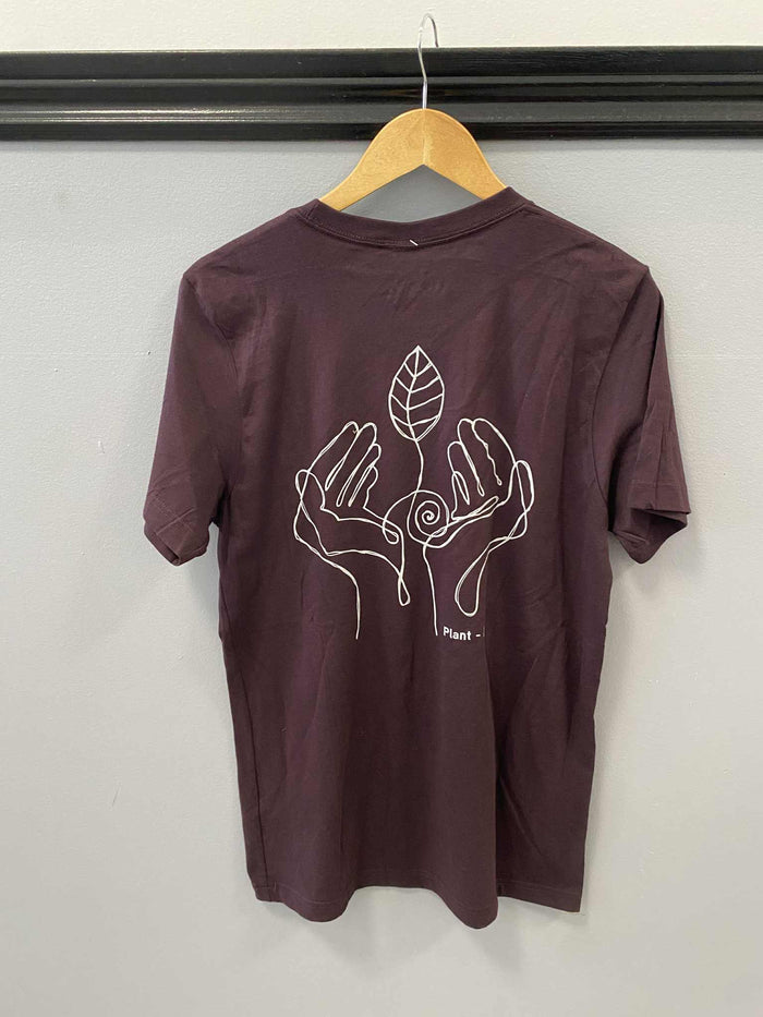 Eco dye T-shirt in black hollyhock