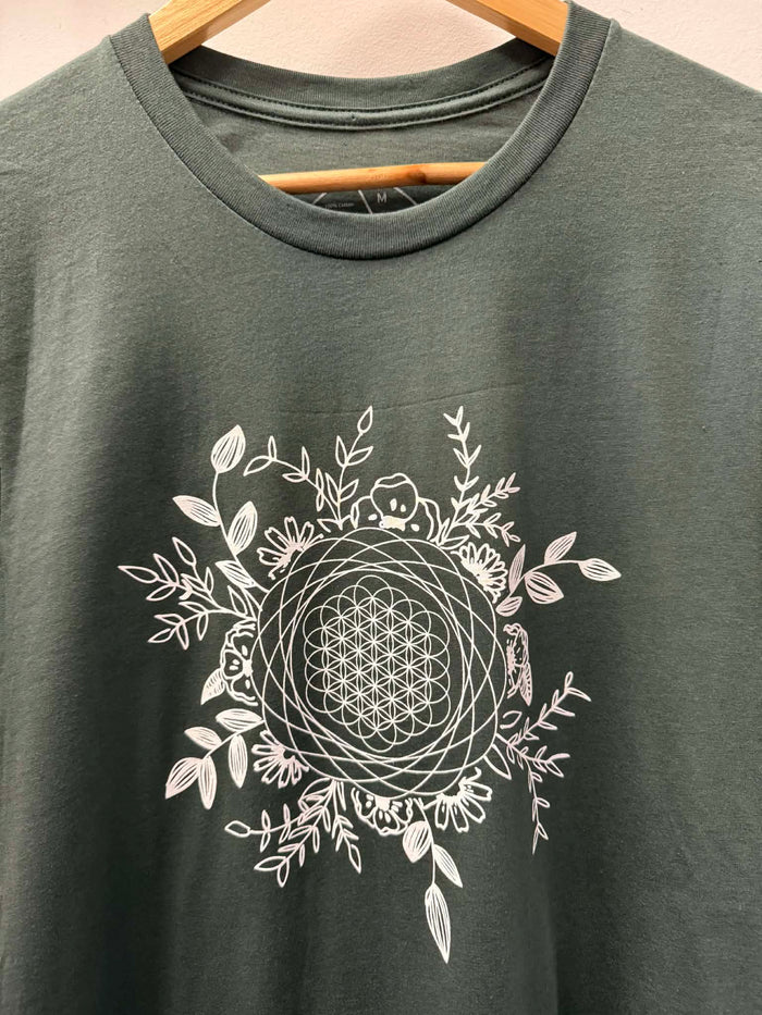 Eco dye T-shirt in forest green