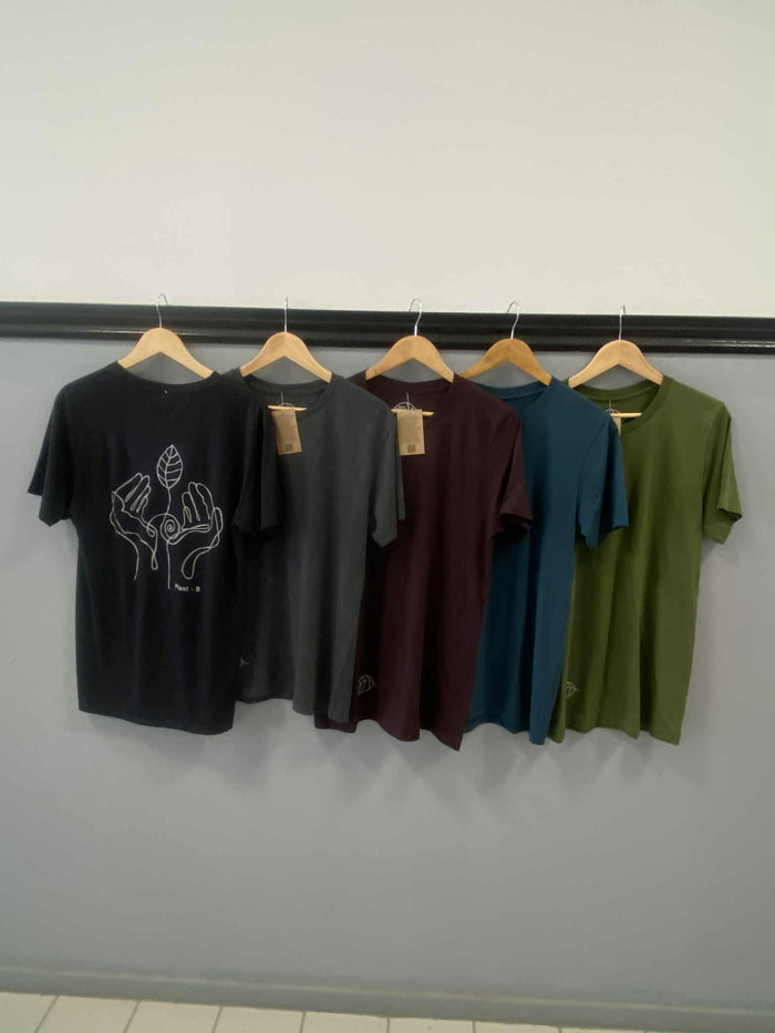 Eco dye T-shirt in midnight