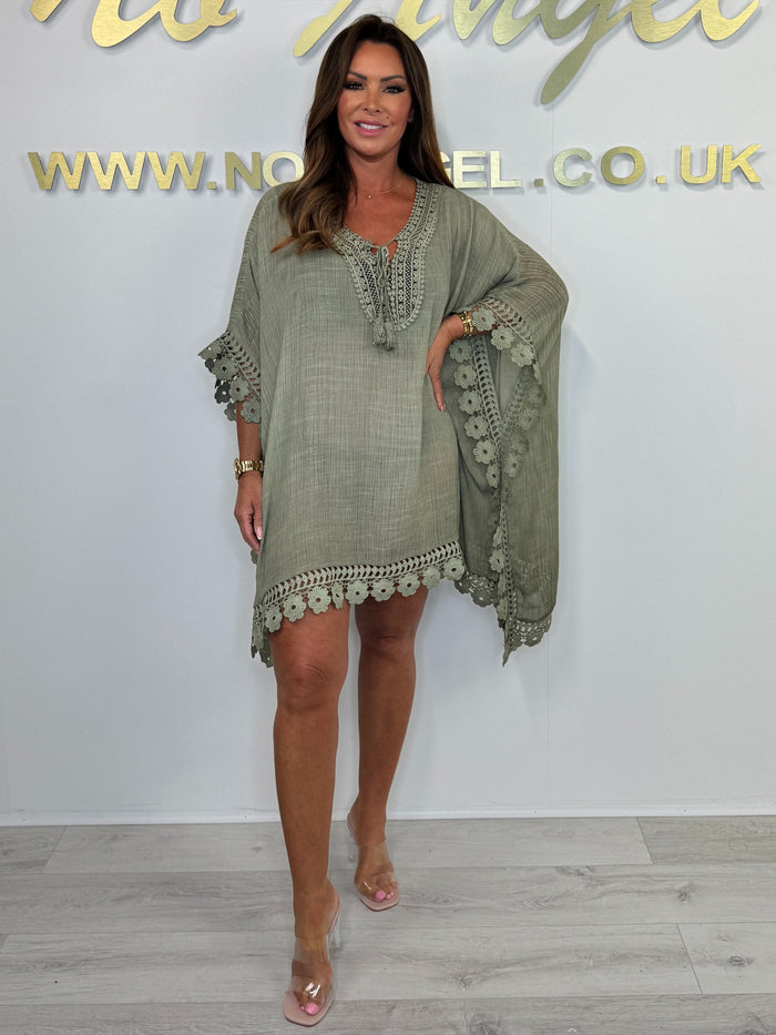 Flower Edge Detailed V-Neck Kaftan (11 Colours)