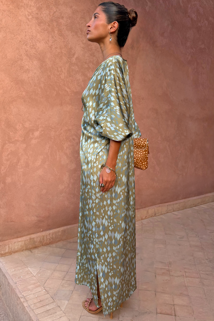 caption_Model is 5ft4” and wears UK size 6/ US 2