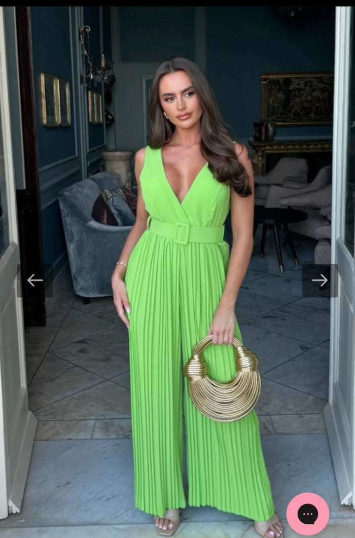 GREEN FRONT PLEATED SLEEVELESS JUMPSUIT - Style Heist