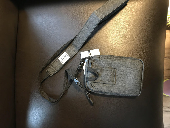 Herschel compact - HEADRUSH detaillant autorisé LTABSHOP.CA