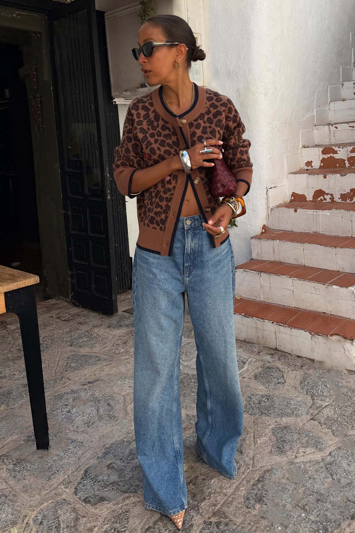 caption_Model is 5ft4” and wears UK size 6/ US 2