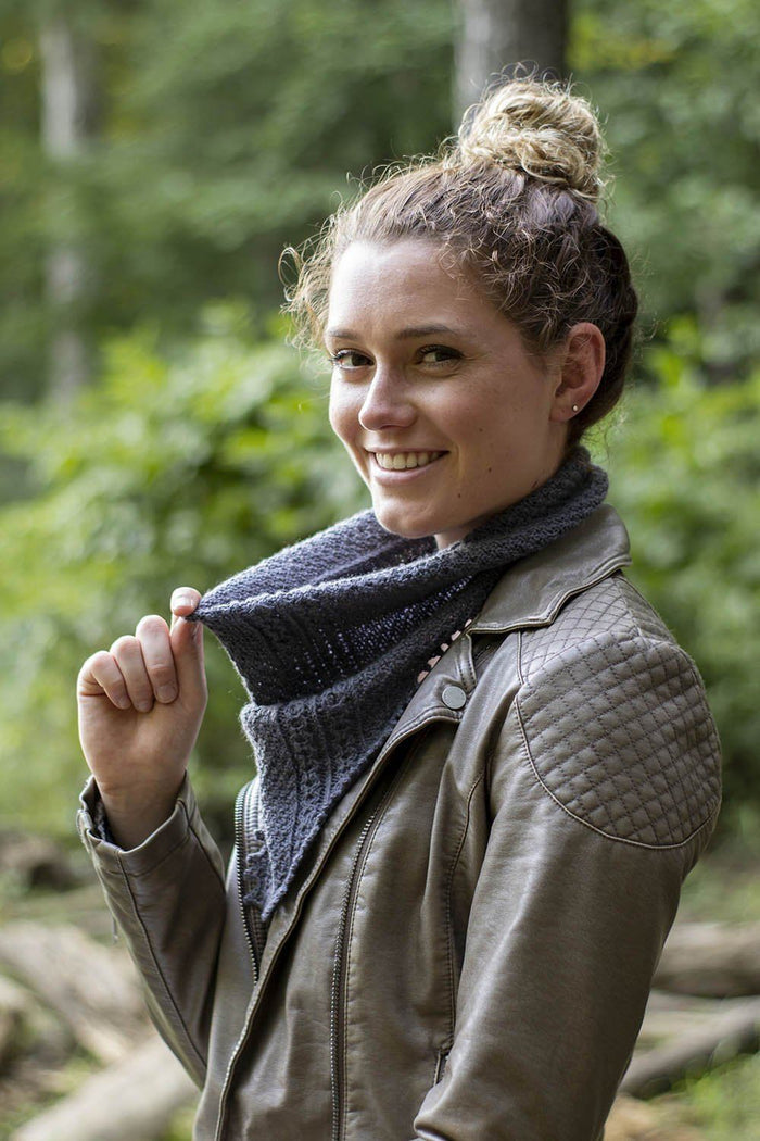 Lodgepole Cowl Pattern Universal Yarn