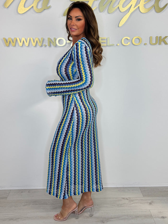 Long Bell Sleeve V-Neck Gold Ring Detail Zigzag Dress (4 Colours)
