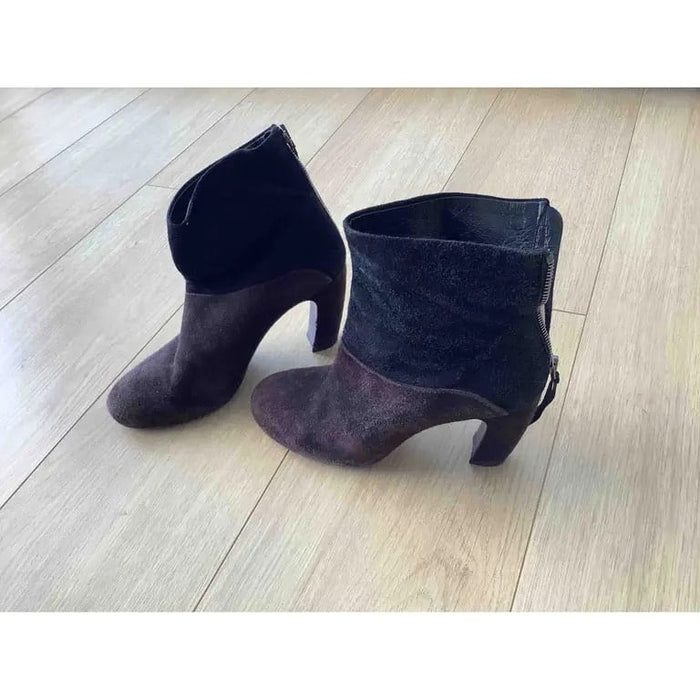 sc:https://old.stylecycle.gr/media/catalog/product/b/l/black-suede-miu-miu-boots-41549484-4_2_1.jpg