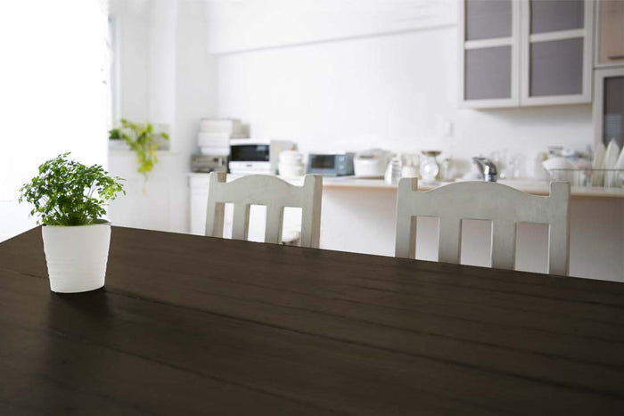 Large Charcoal Multi-purpose Smooth Finish Kit for wood interiors by Retique It, showing the kit's components on a tabletop.