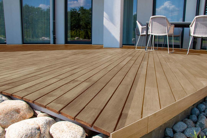Retique It Multi-purpose Smooth Finish Kit in Weathered Wood for large decking projects, showing the textured wood finish.