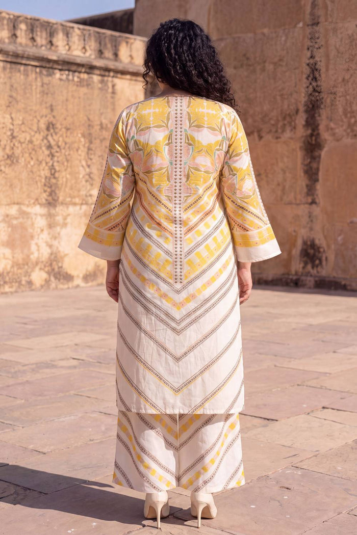 Plus Size Beige Floral Geometric Print Cotton Kurta Coord Set