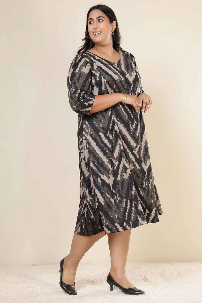 Plus Size Black & Beige Abstract SnugWeave Winter Dress