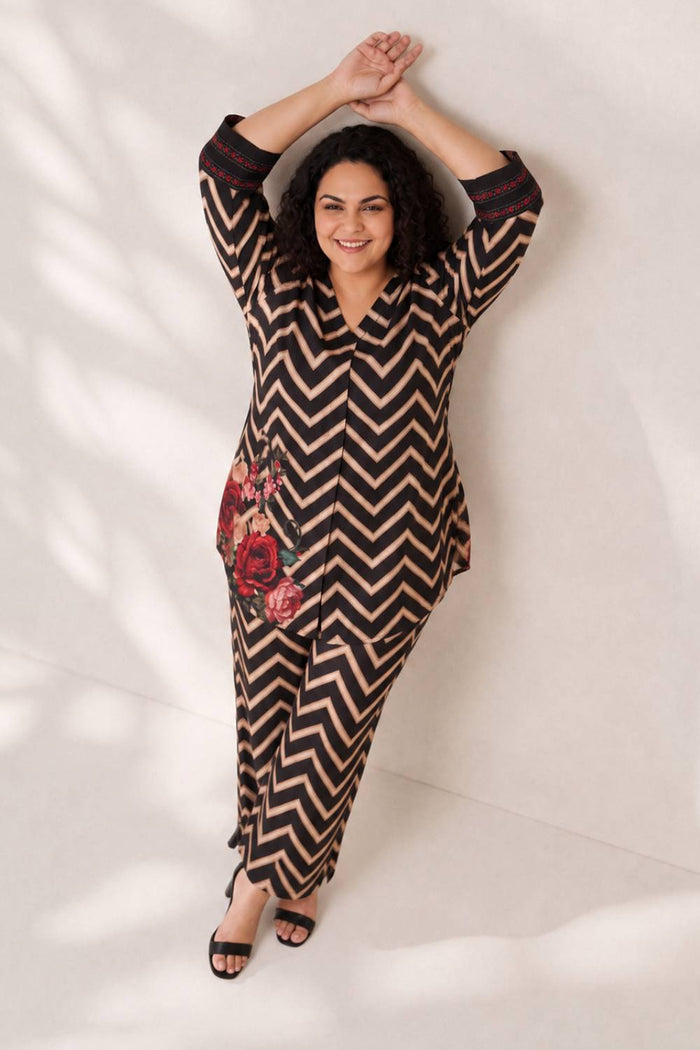 Plus Size Black Rose Chevron Print Coord Set