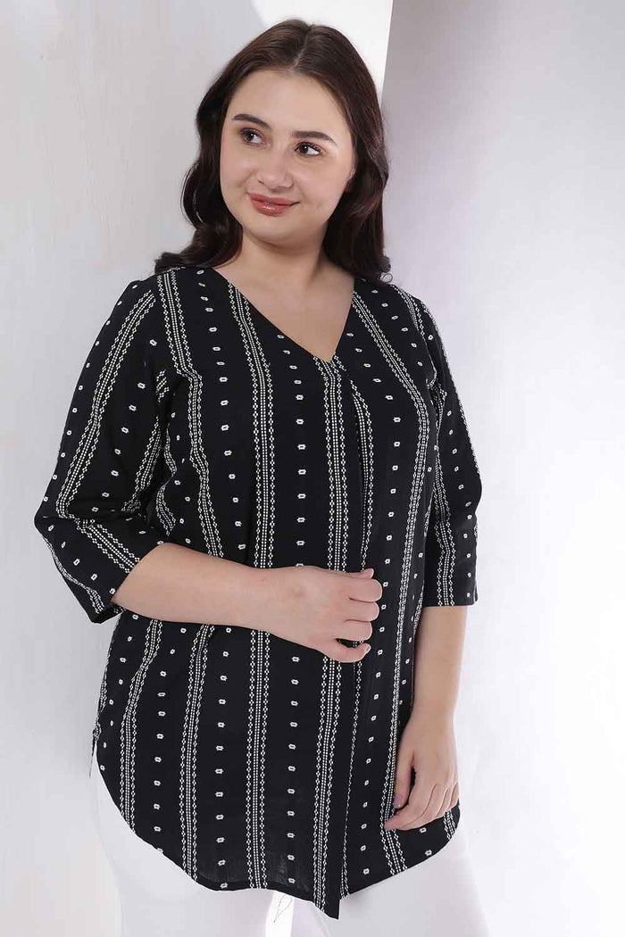 Plus Size Black Weave Work V Neck Top