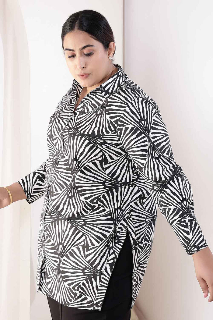 Plus Size Black & White Abstract Print High Slit Styled Cuff Cotton Shirt