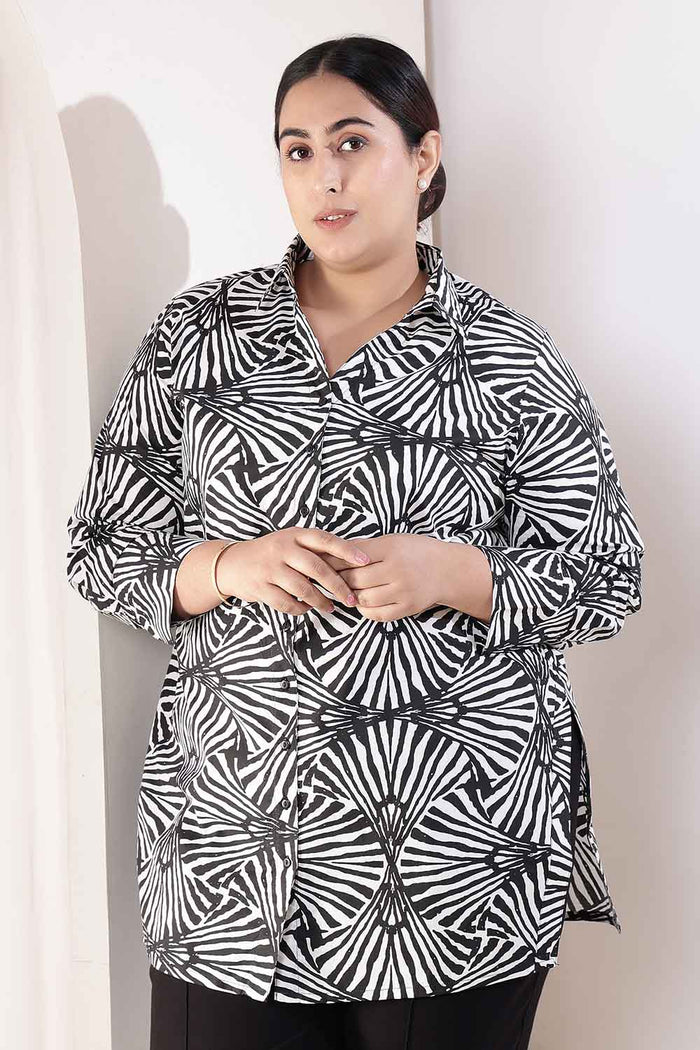 Plus Size Black & White Abstract Print High Slit Styled Cuff Cotton Shirt