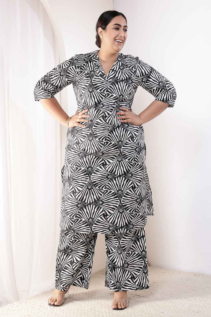 Plus Size Black & White Abstract Print Kurta Coord Set