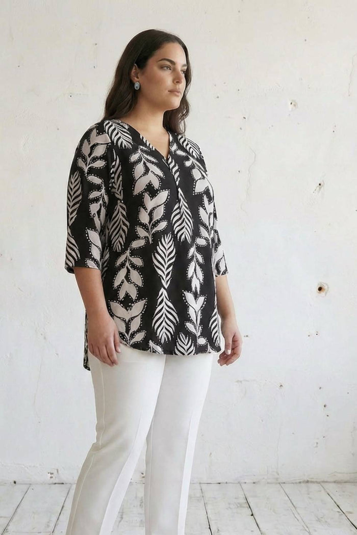 Plus Size Black White Leaf Print V Neck  Top