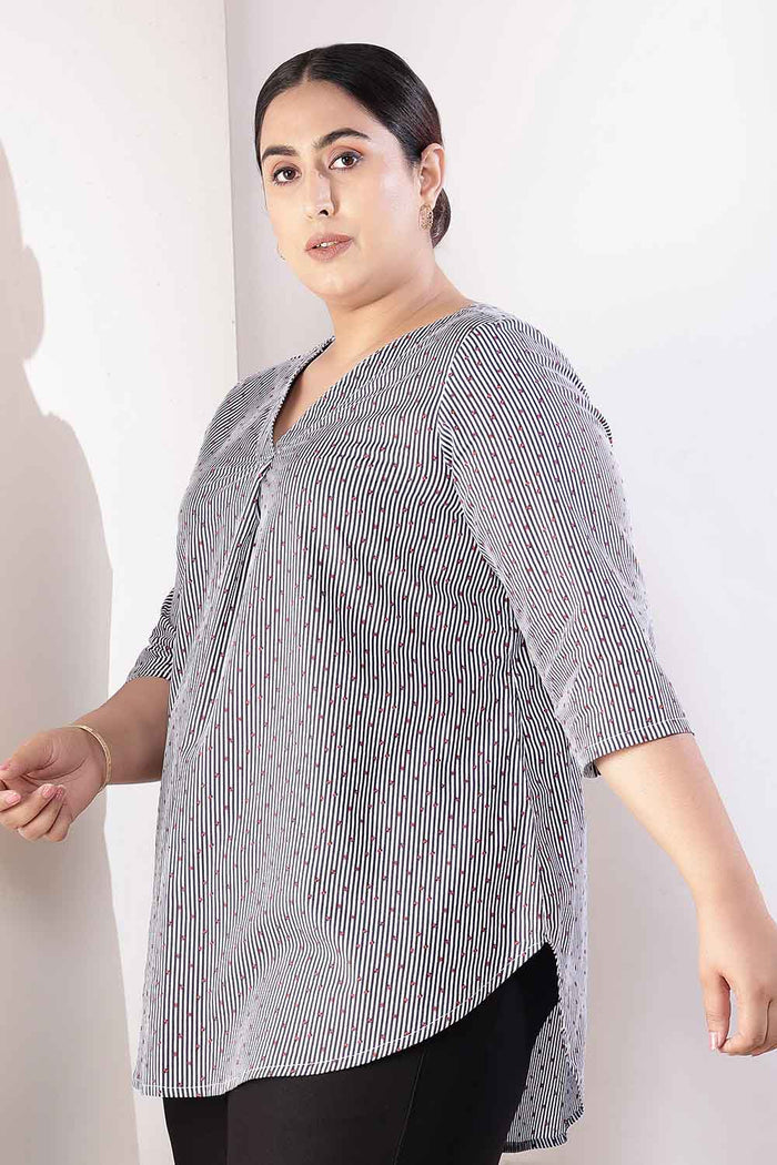 Plus Size Little Beatle Striped Cotton V-Neck Top