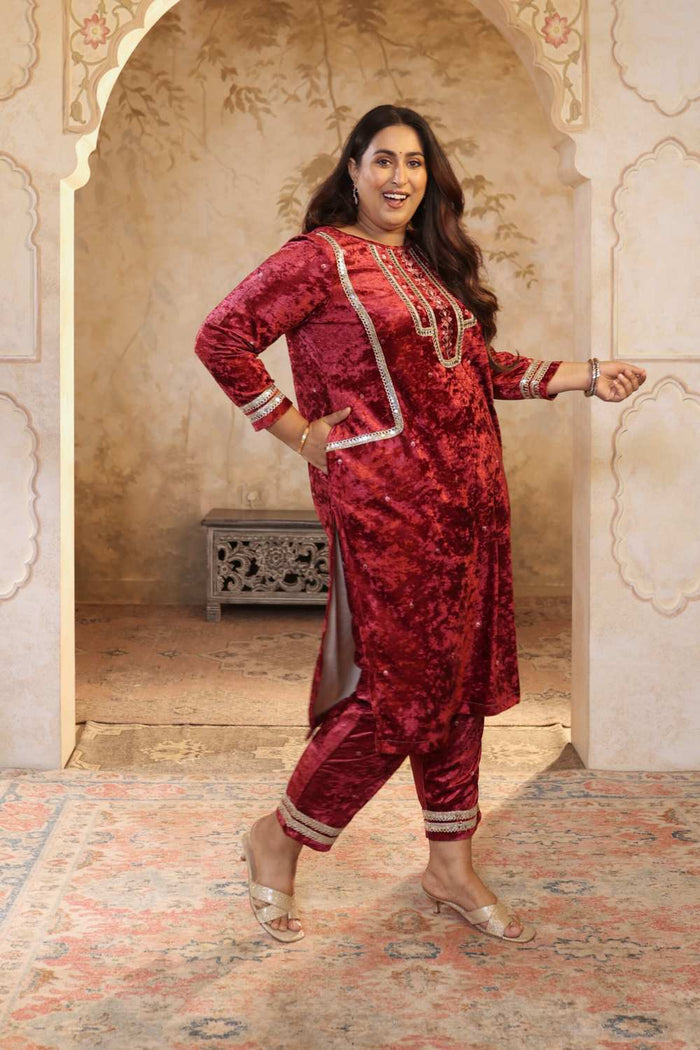 Plus Size Maroon Print Velvet V Neck Suit Set