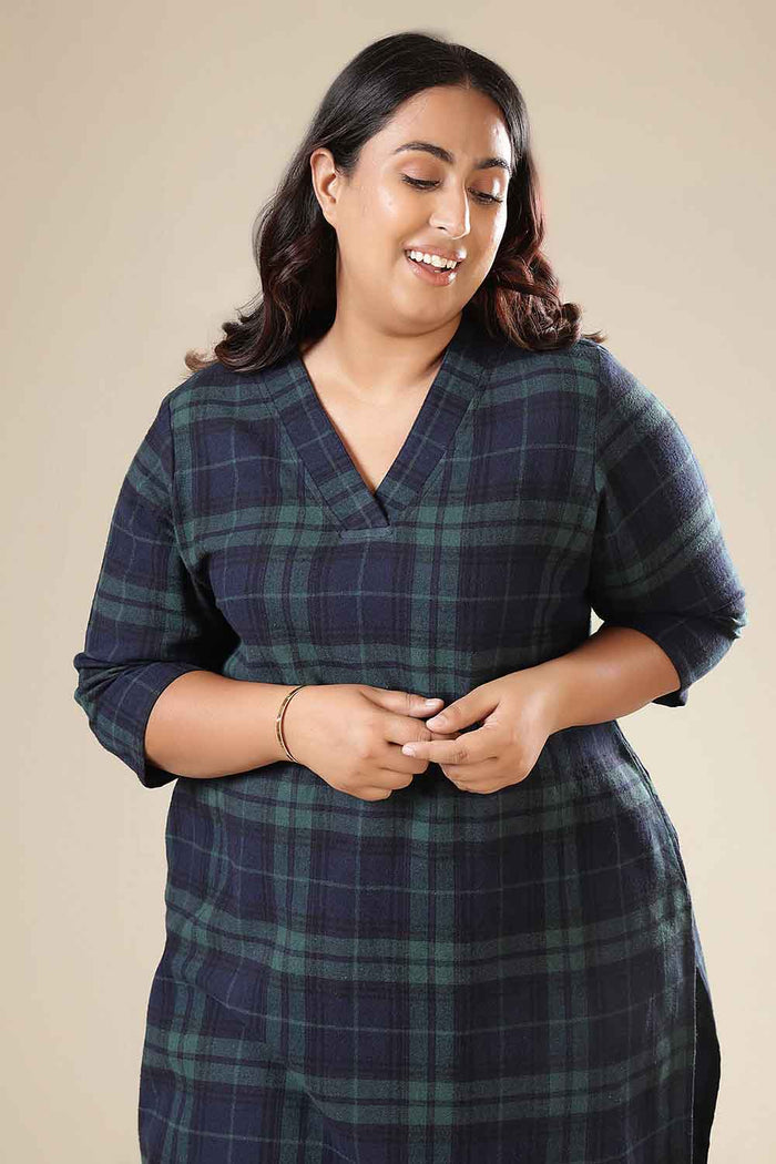 Plus Size Navy & Green Check Cotton Flannel V Neck Kurta