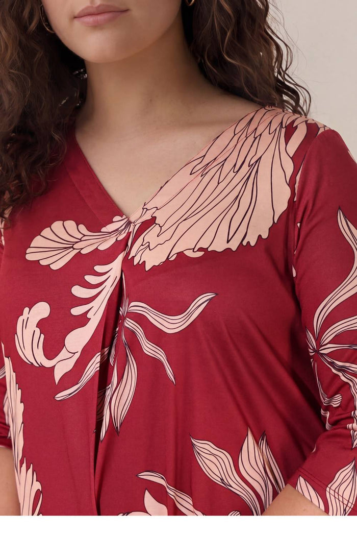 Plus Size Red White Tropical Print Centre Pleat Top
