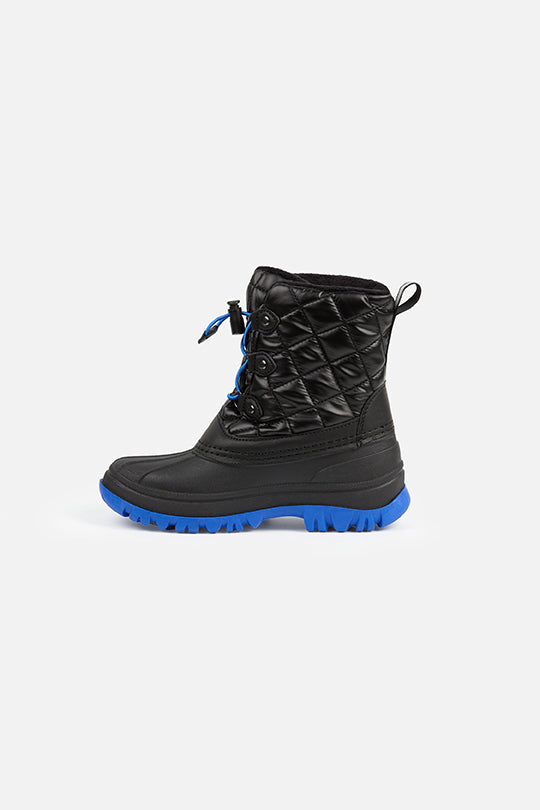 Deux par Deux boys' black quilted winter boots with blue soles – single boot, inner side view