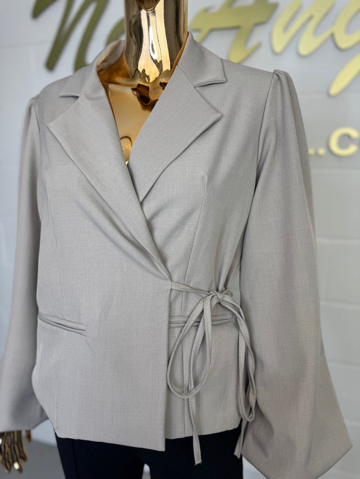 Tie Up Balloon Sleeve Collared Blazer (2 Colours)
