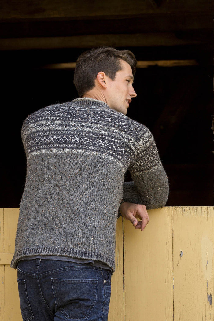 Wanderer Pullover Pattern Universal Yarn