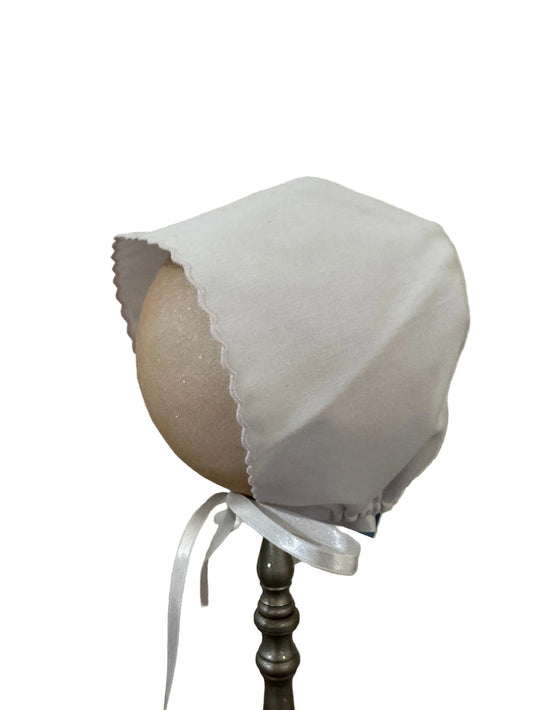 White Bonnet with Pink Scallop