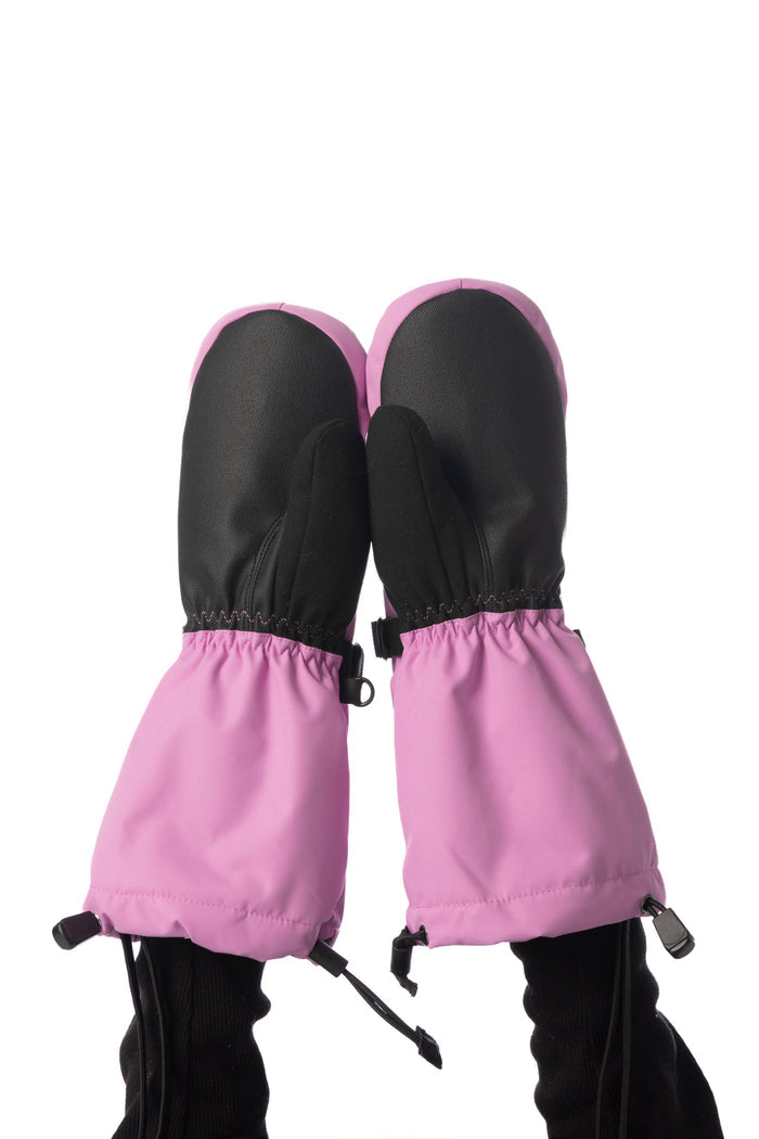 Deux par Deux girls' TEKNIK waterproof mittens in pinkish violet – worn by a model, view 2