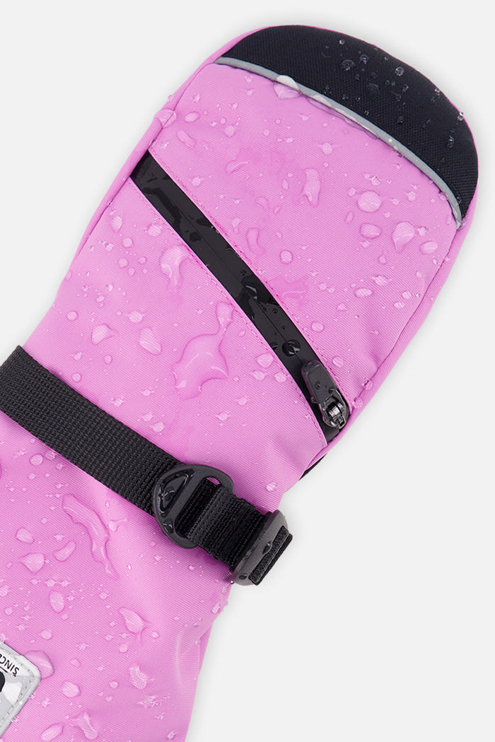 Deux par Deux girls' TEKNIK waterproof mittens in pinkish violet – water-repellent shell and zippered pocket close-up